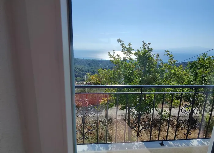 Nadya Villa Kallirakhi